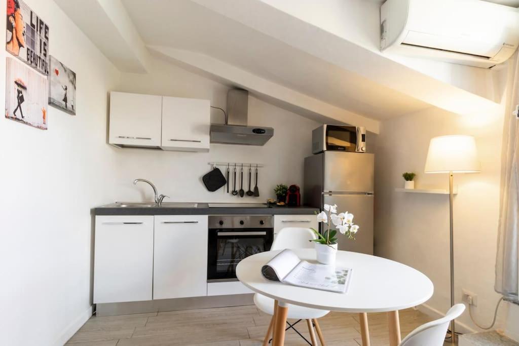 Centro Deluxe Suite Con Wi-Fi E Netflix Turin Exterior photo