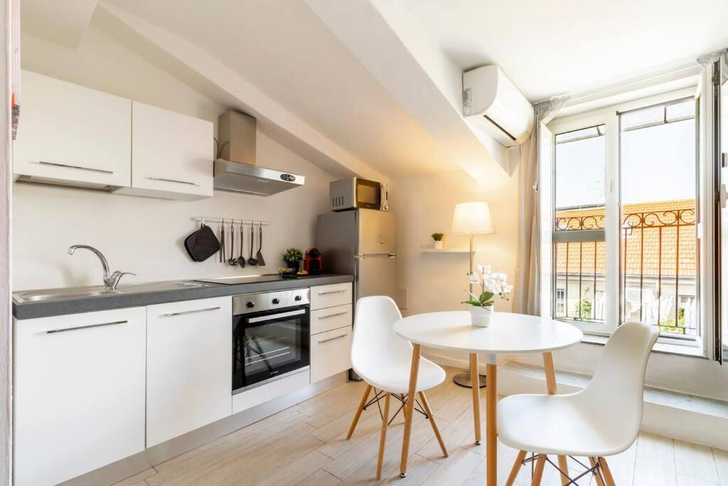 Centro Deluxe Suite Con Wi-Fi E Netflix Turin Exterior photo